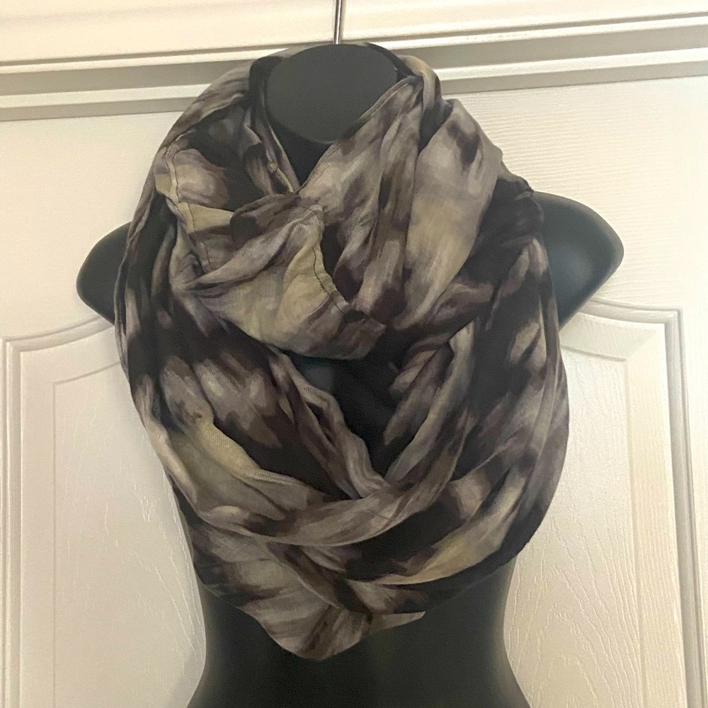 New York and Company Infinity Scarf